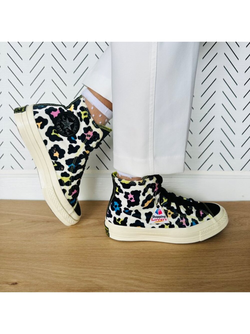 Rare Converse Chuck 70 Hi 6.5 Womens Shoes Animal Print Leopard Sneakers 572369C